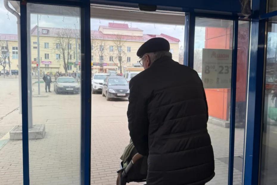 Тем, у кого пожилые родители: должны прочитать это хотя бы раз в жизни мудрое стихотворение Дементьева - чтобы потом горько не пожалеть