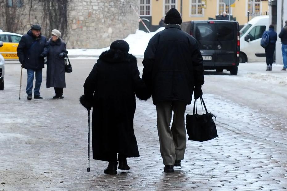 Какие льготы положены поголовно пенсионерам после 60 лет: 7 советов хорошо сэкономить