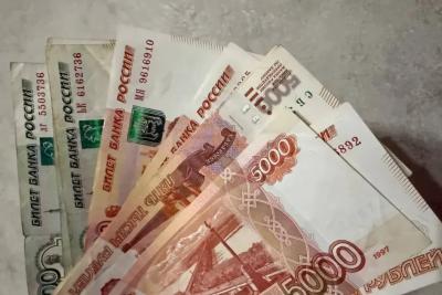 11 000 рублей на карту &laquo;Мир&raquo; 7-8 мая: уникальная возможность для тех, кто успел оформить выплаты заранее