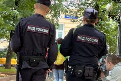 &laquo;Людей просто нет&raquo;: Путин анонсировал двойное повышение зарплат в МВД - спасут ли 40 тысяч рядового