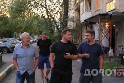 Перестаньте держаться за старые связи: почему опустевший круг общения после пятидесяти это ваш успех
