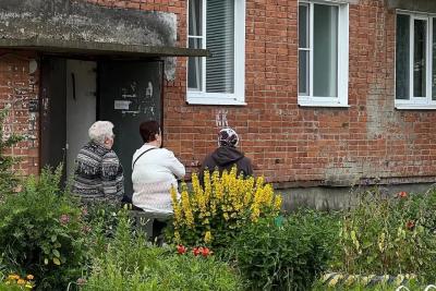 &laquo;Ни метра в подарок&raquo;: почему бабушки и дедушки массово передумали отдавать квартиры детям при жизни
