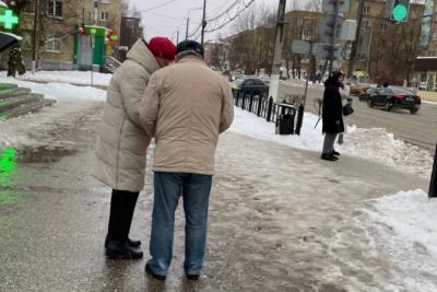 Пенсионерам зачислят на карту разовую выплату с четырьмя нулями с 14 по 31 марта