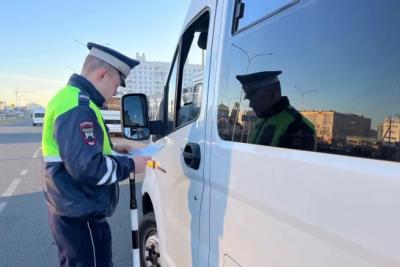 В ГАИ поставили точку в вопросе: до какого возраста можно водить машину - пенсионерам назвали действующие ограничения