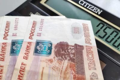 Россиянам решено срочно выдать по 25 000 рублей. Названа дата прихода денег на карту