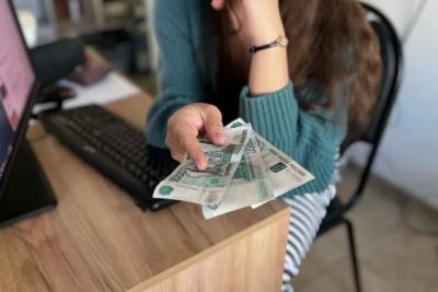 С 1 августа каждого пятого пенсионера ждет прибавка: кому и на сколько поднимут пенсии