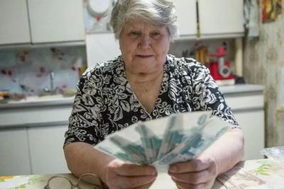 Осенью сделают 3 надбавки к пенсии: кто получит прибавку и сколько она составит