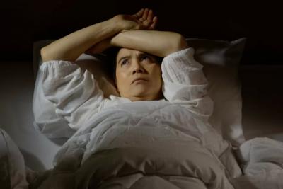 &laquo;Не могу уснуть, даже если хочу спать&raquo; - моя 60-летняя бабушка справилась с проблемой и теперь делится секретами