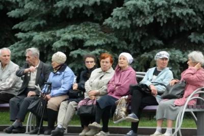 Пенсионерам старше 55 и 60 лет нужно срочно обратиться в соцзащиту за помощью