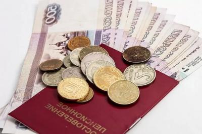 Размер небольшой, но хоть так: пенсионерам прибавят к пенсии с 1 октября