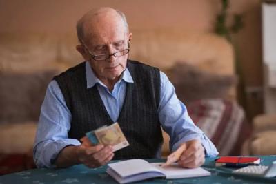 Многим пенсия меньше положенной: как проверить стаж и добиться перерасчёта