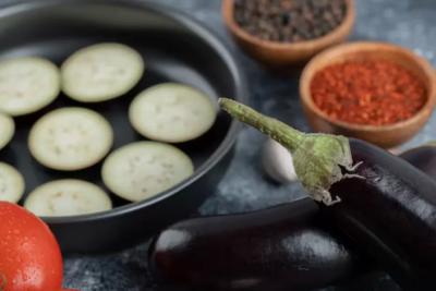 Так баклажаны уже никто не готовит, а я не могу остановиться. Рецепт нереально вкусный, а главное простой и быстрый