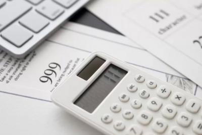 С октября в квитанциях за ЖКХ напечатают новую строку: что это будет значить и сколько придется платить