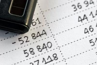 С октября в квитанциях ЖКХ напечатают новую важную строку: что это будет значить и сколько придется платить